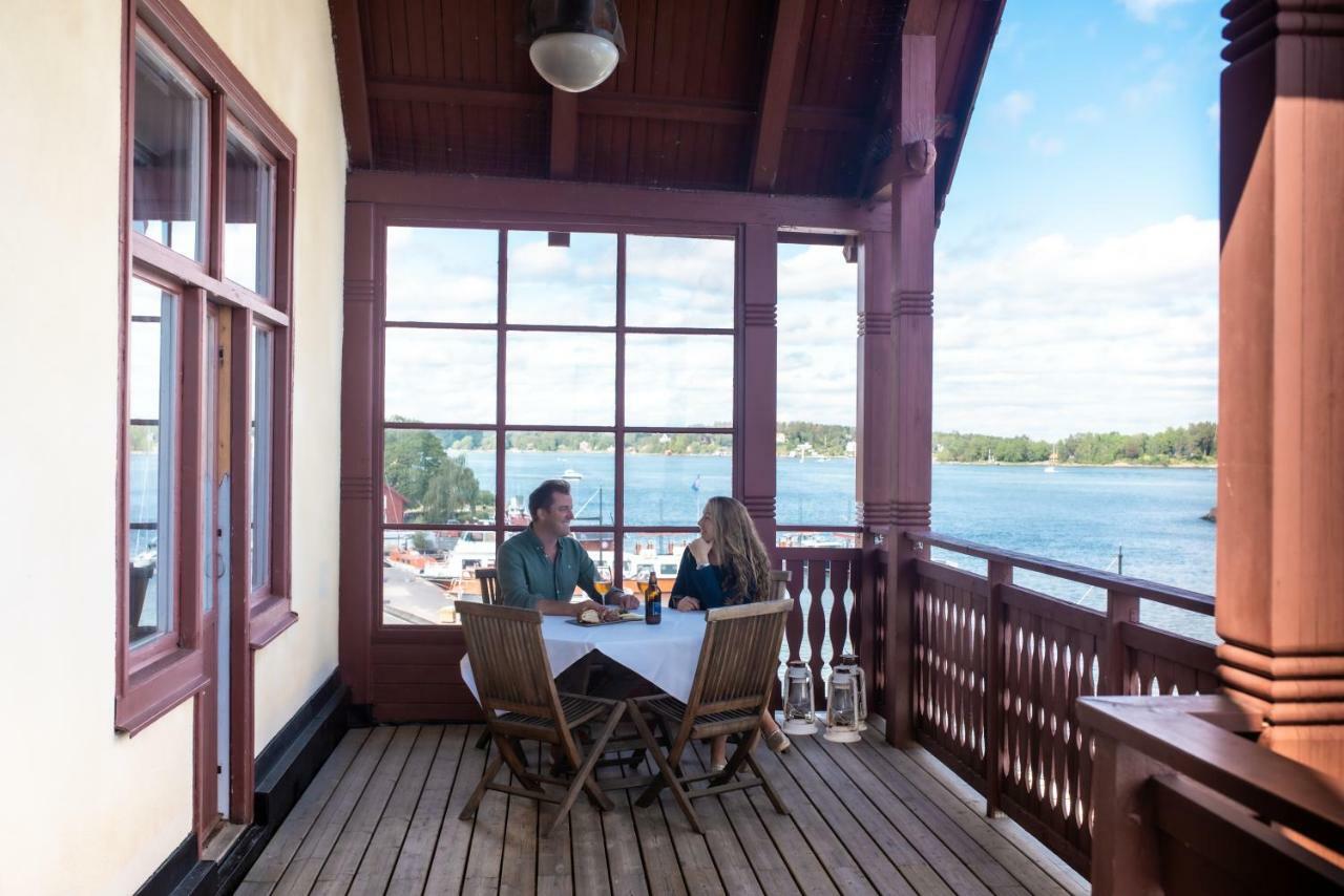 Waxholms Hotell Vaxholm Buitenkant foto